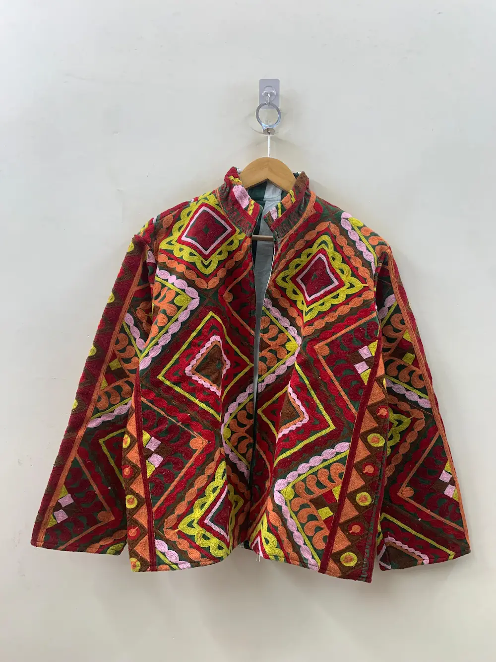 Vintage Style Suzani Jacket – Velvet Embroidery