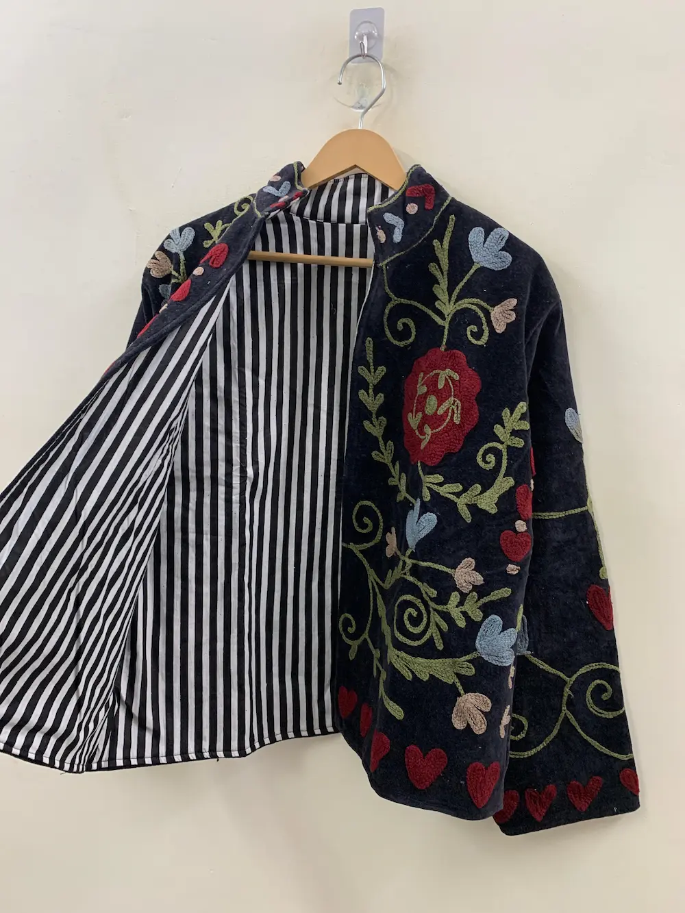 Elegant Velvet Suzani Jacket – Premium Embroidered Women’s Outerwear 3