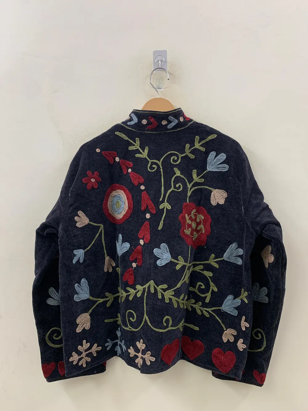 Elegant Velvet Suzani Jacket – Premium Embroidered Women’s Outerwear 2