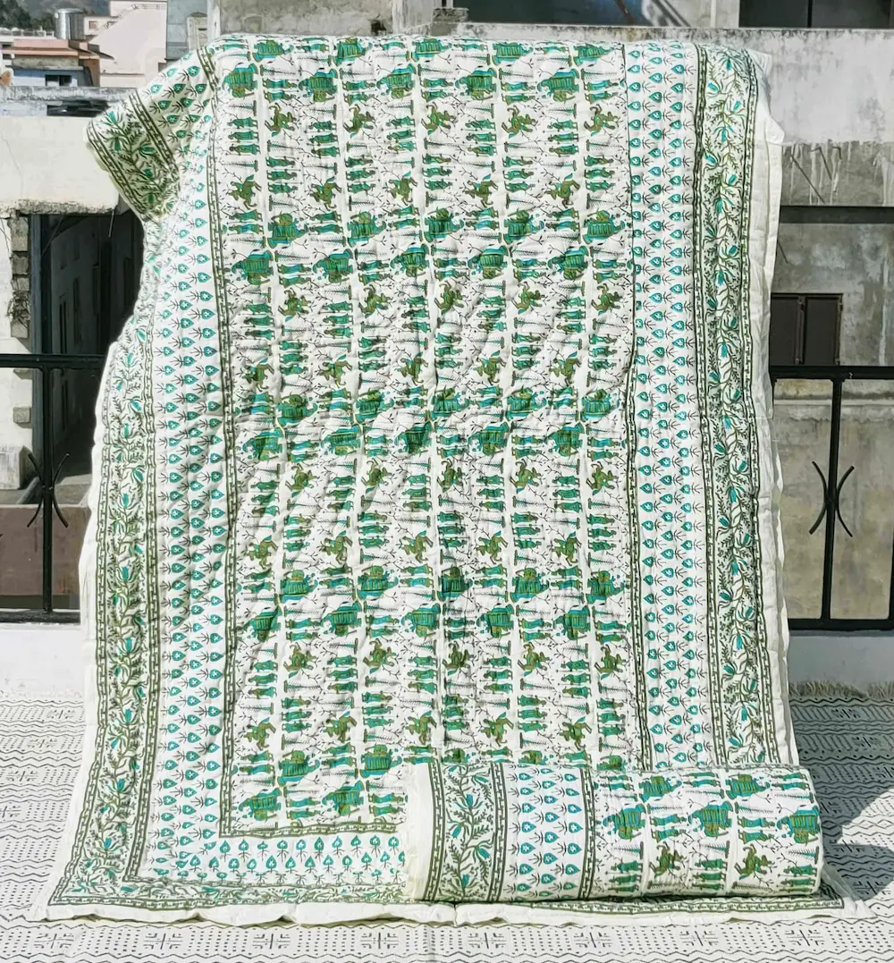 Luxury Cotton Quilts – Elegant, Breathable & Ultra Soft Bedding