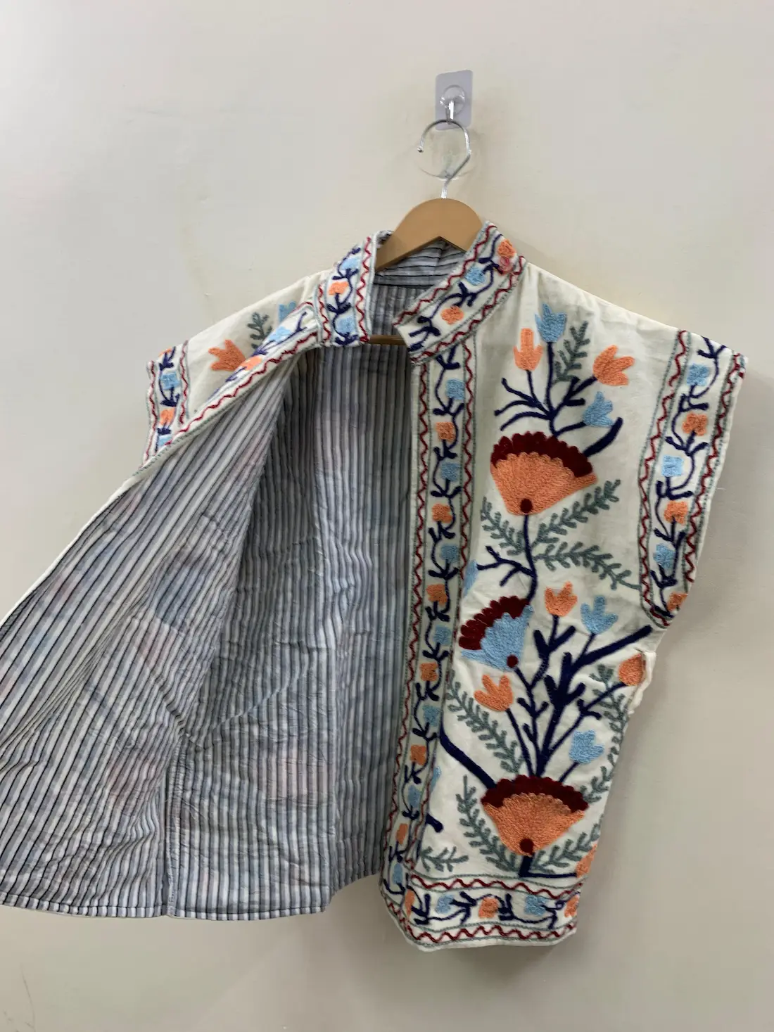 Boho Velvet Suzani Vest – Handmade Vintage Embroidered Waistcoat 2