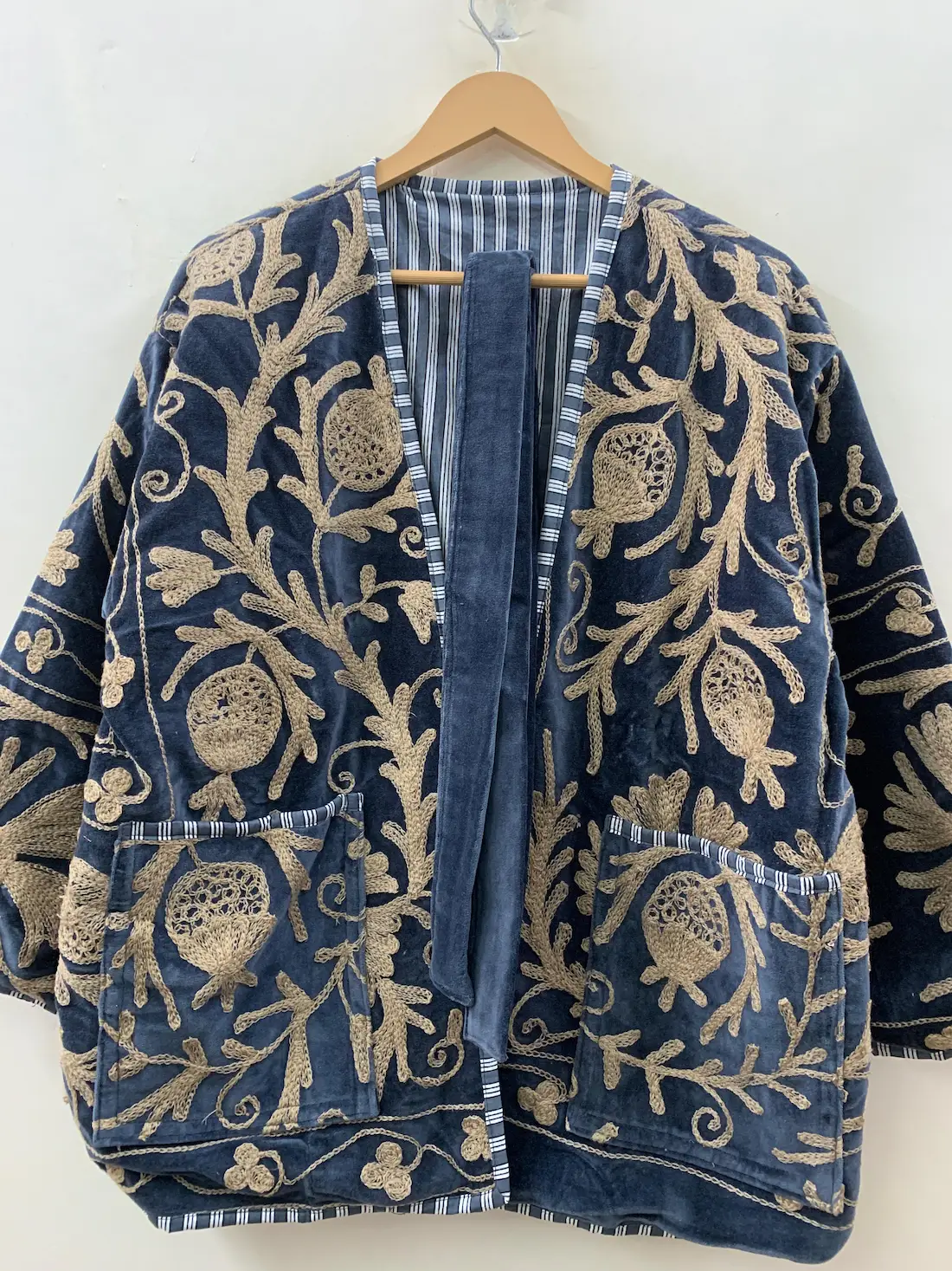 Velvet Suzani Short Kimono Jacket – Boho Embroidered Silk Velvet Robe