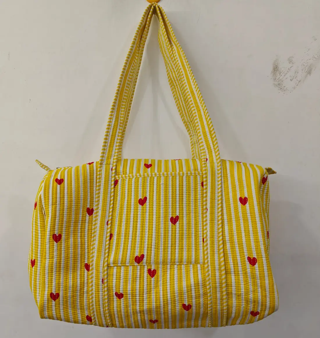 Travel Duffel Bags – Spacious & Durable Bags for Men & Women