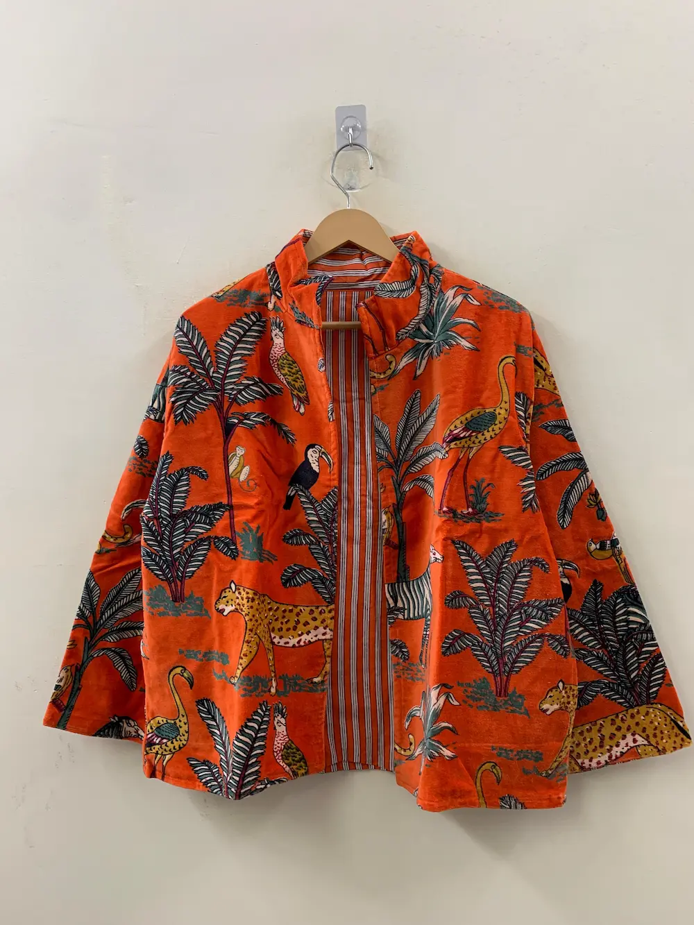 Lightweight Printed Jacket – Modern Casual Outerwear for Women 2