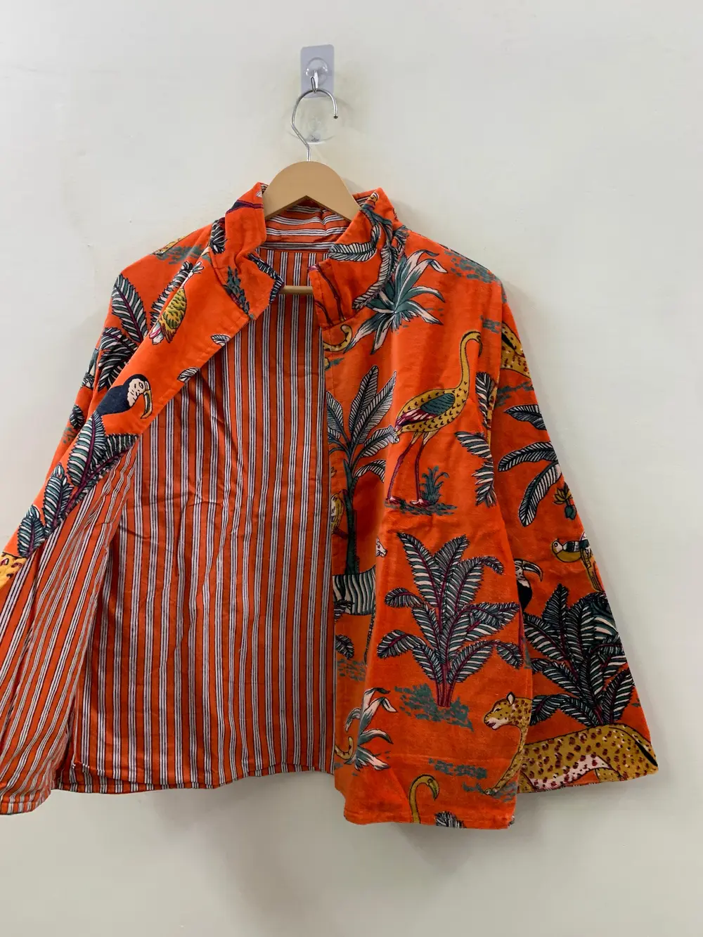 Lightweight Printed Jacket – Modern Casual Outerwear for Women 3