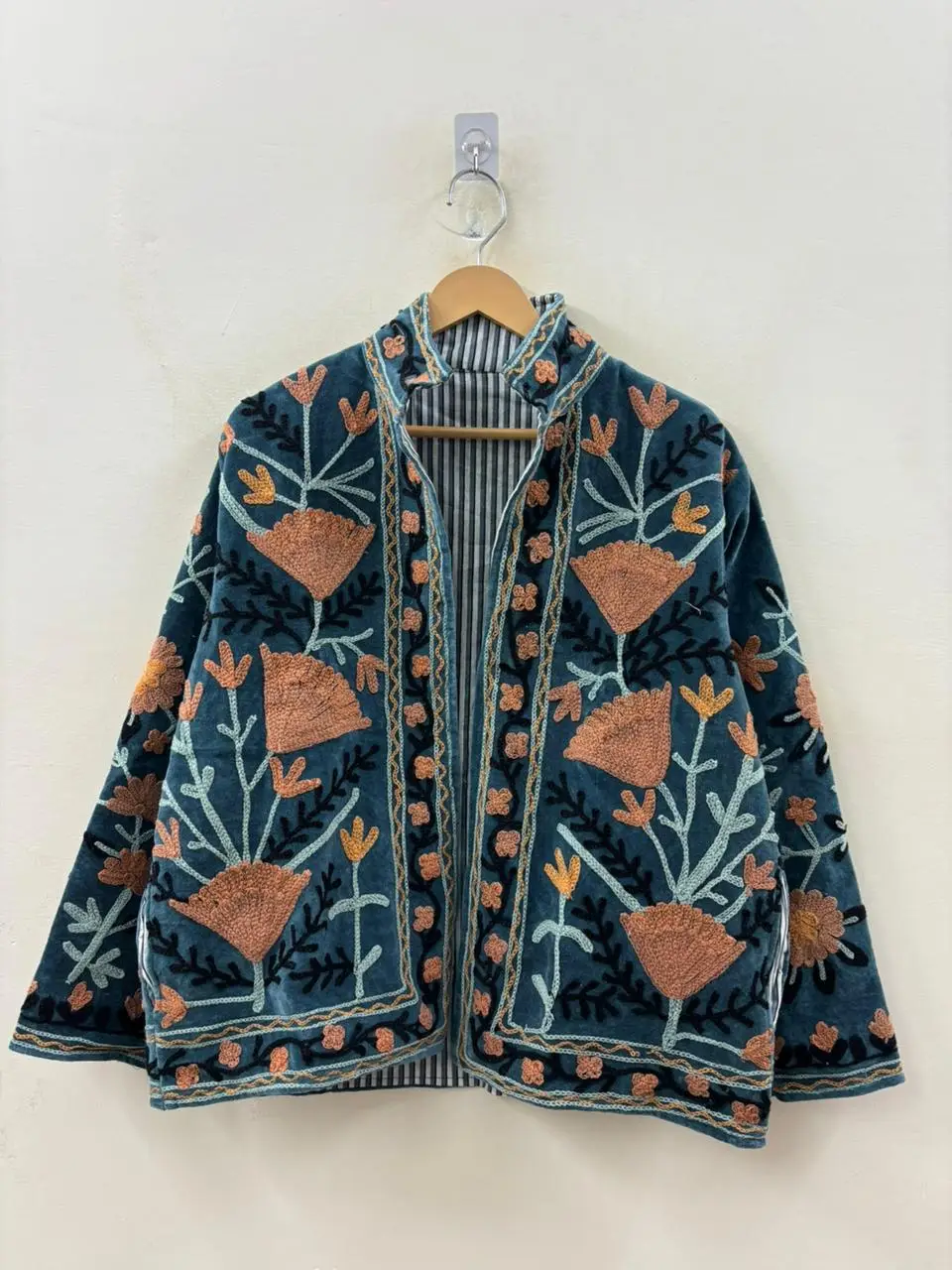 Handmade Velvet Suzani Jacket for Women 3