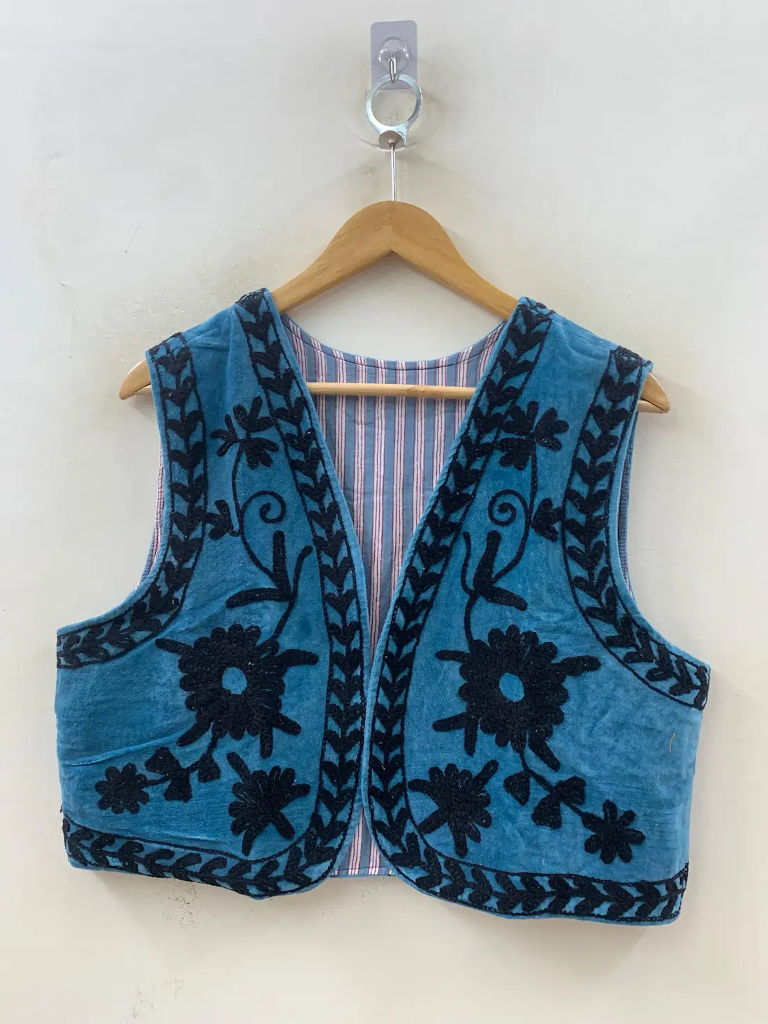 Velvet Suzani Vest for Women – Boho Chic Embroidered Waistcoat