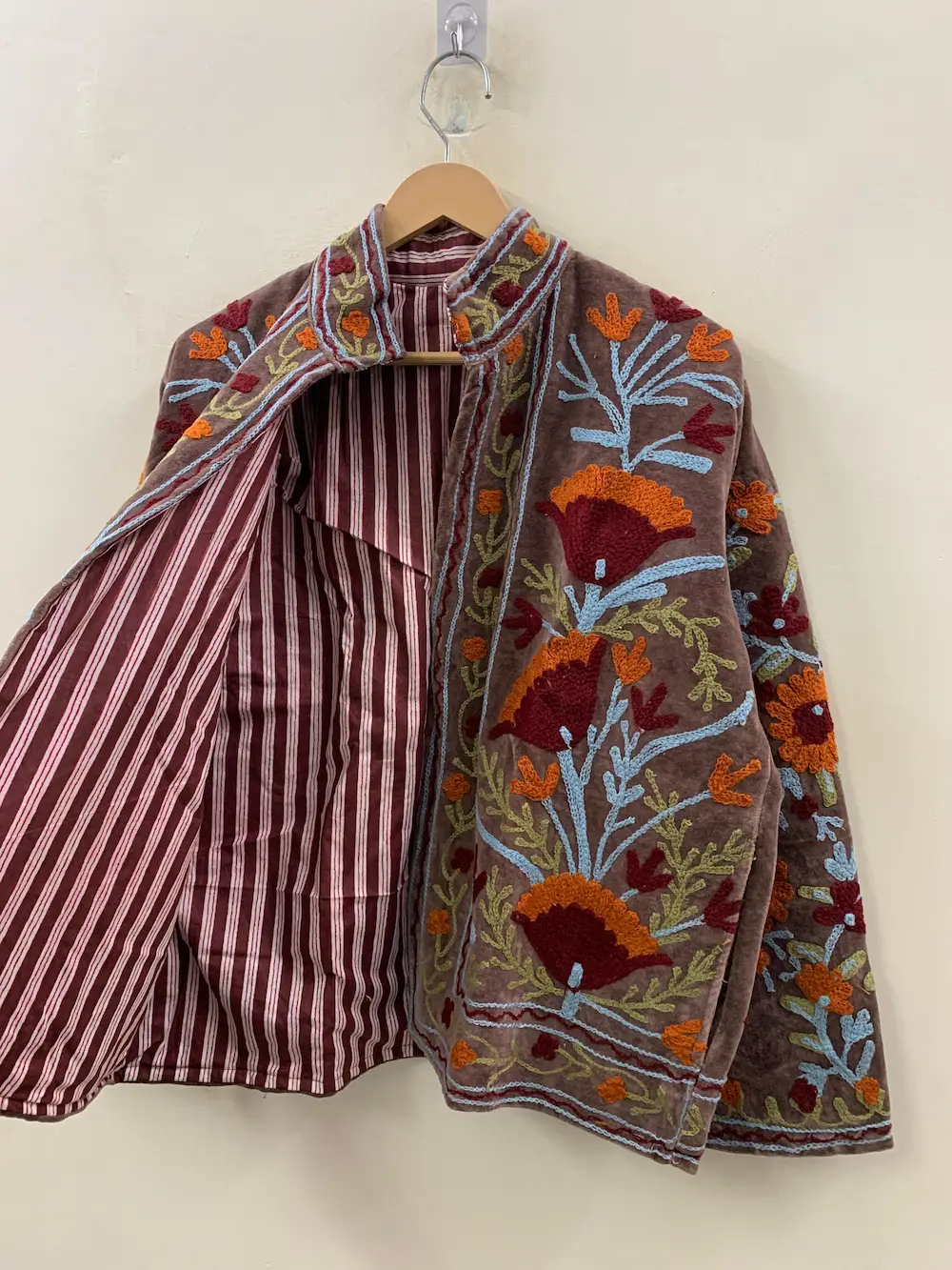 Artisan Velvet Suzani Jacket – Handcrafted Boho Statement Piece 2