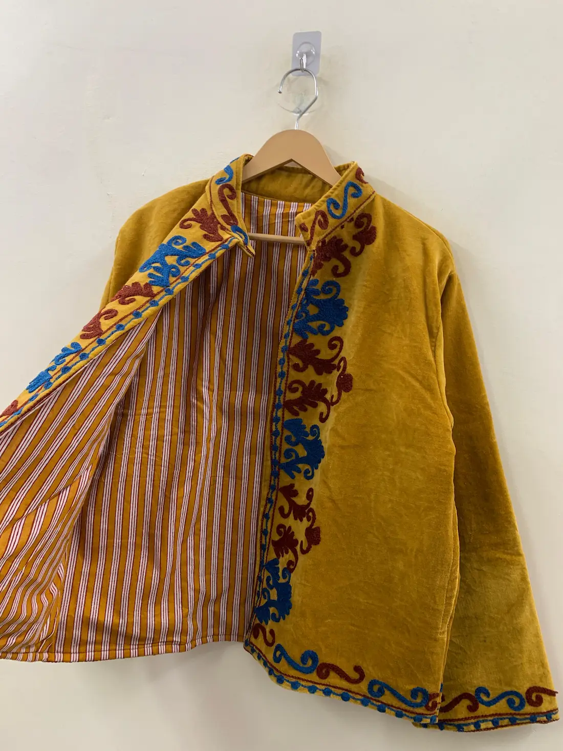 Luxury Velvet Suzani Jacket – Hand Embroidered Designer Coat 2