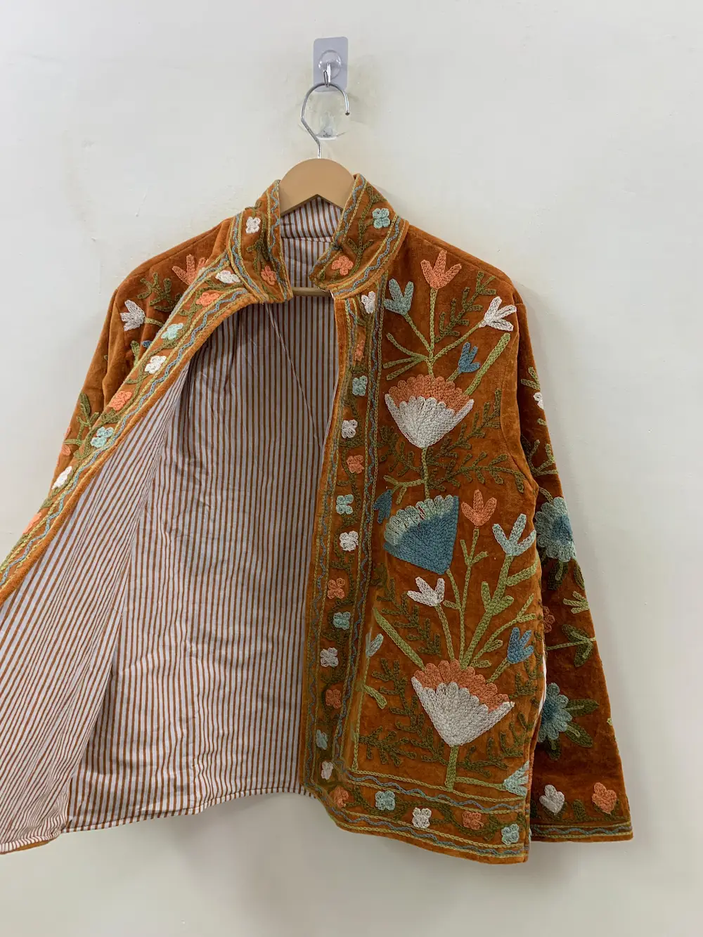 Women’s Ethnic Velvet Suzani Jacket – Artisan Handcrafted Design