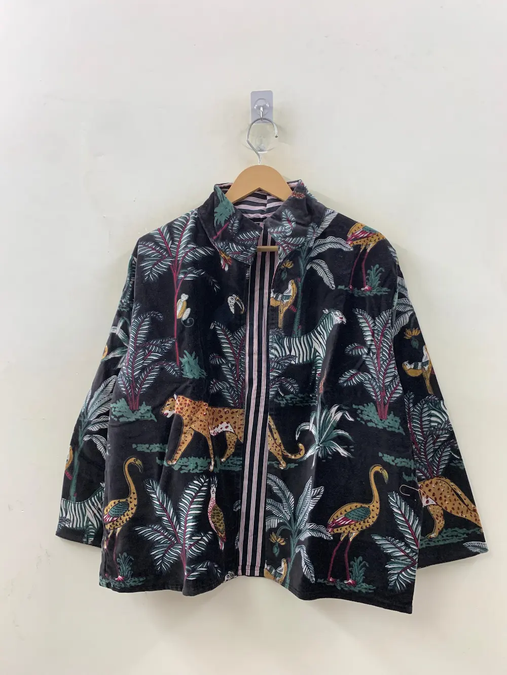 Premium Velvet Suzani Jacket – Vintage Embroidered Boho Coat 2