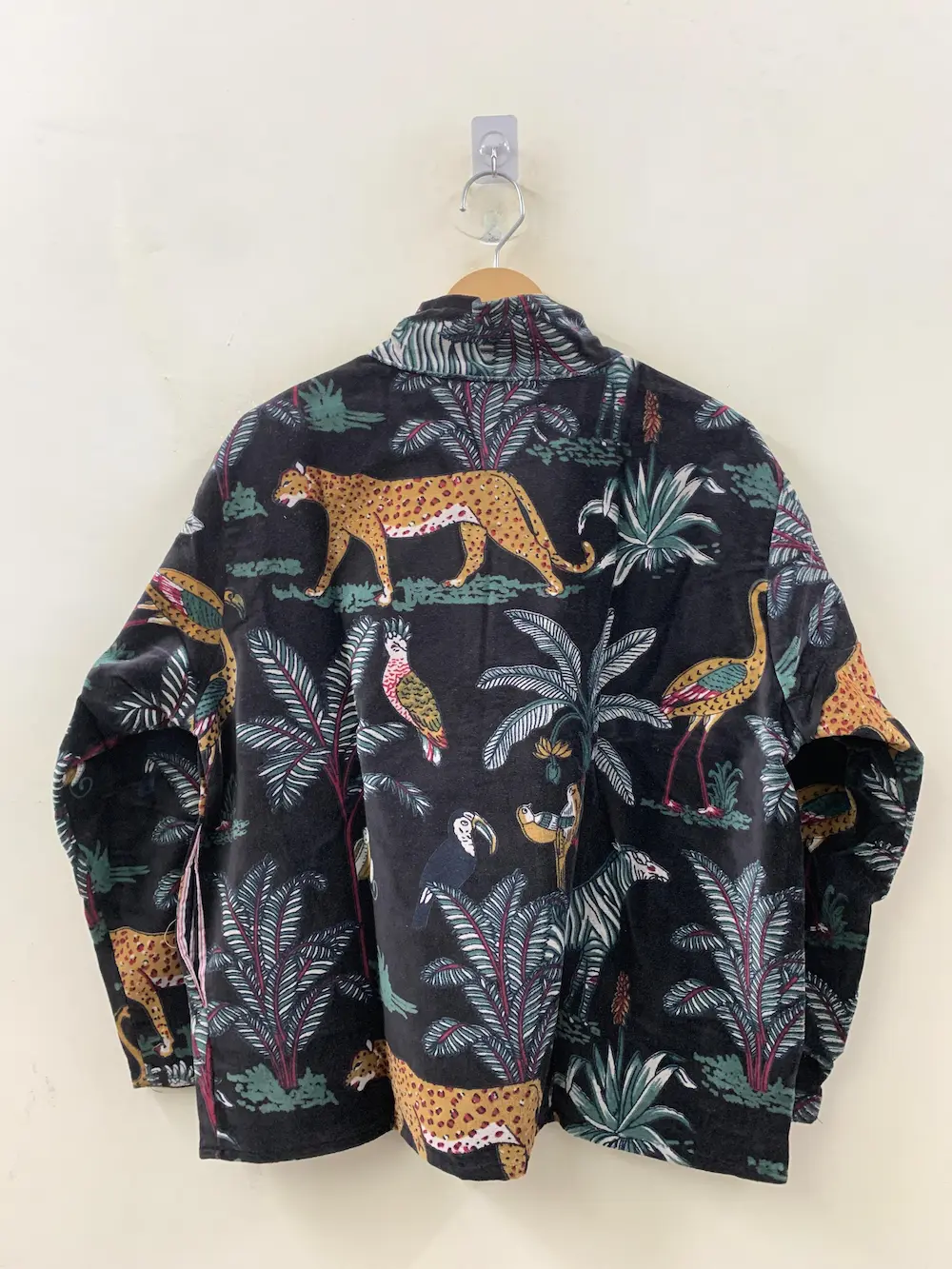 Premium Velvet Suzani Jacket – Vintage Embroidered Boho Coat 3