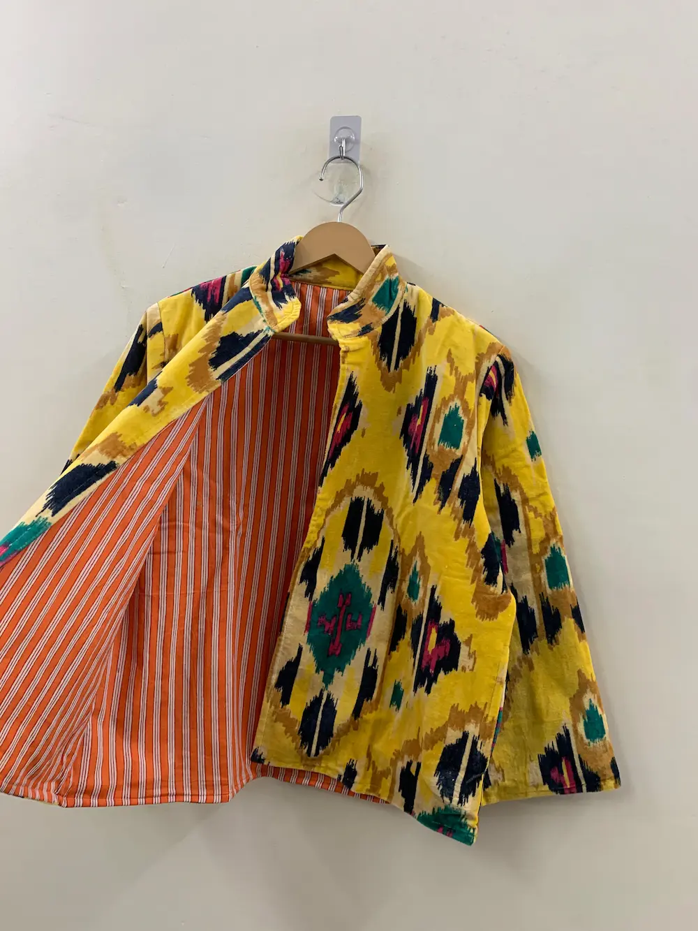 Printed Jackets for Women – Stylish & Trendy Designer Outerwear 3