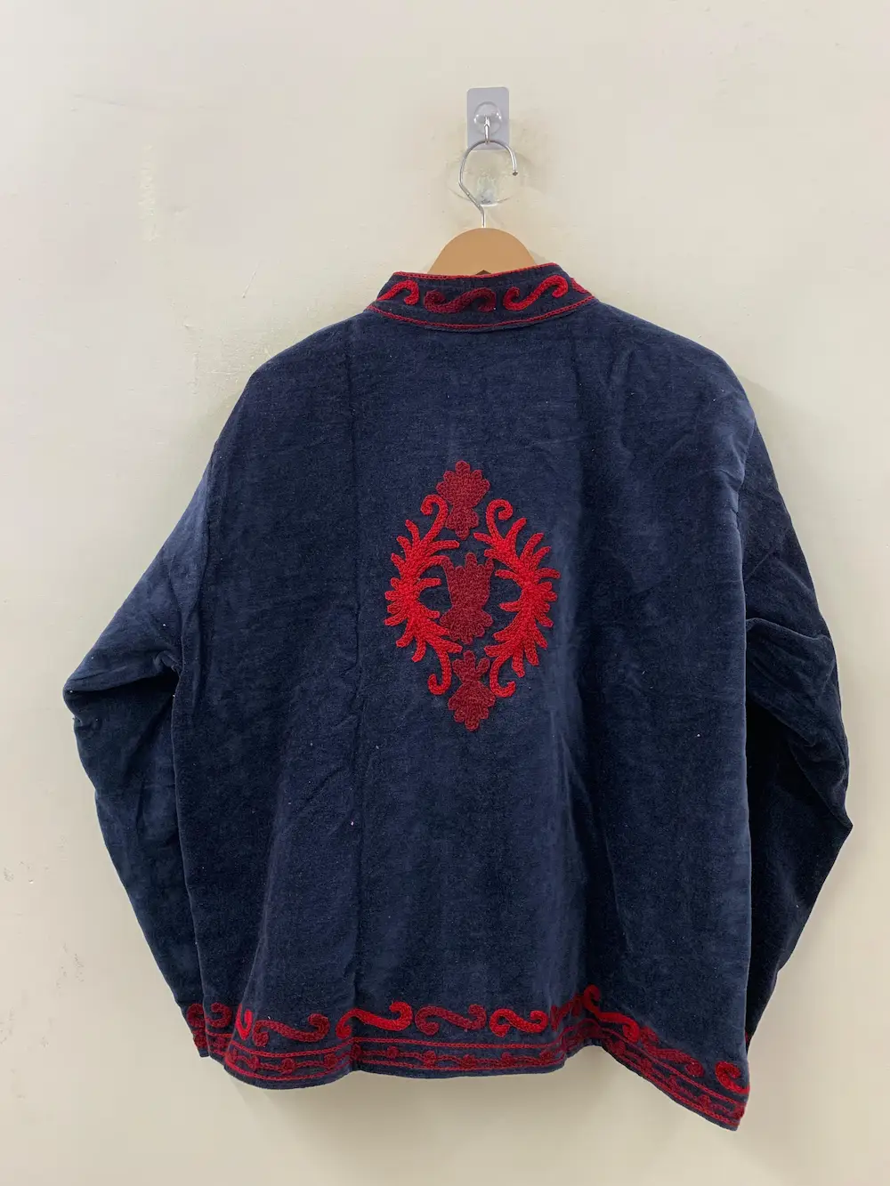 Elegant Handmade Velvet Suzani Jacket – Unique Artisan Outerwear 2